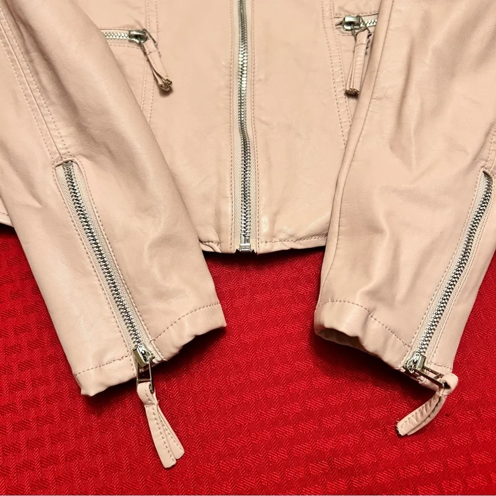 BlankNYC Size S Pretty in Pink Faux Leather Moto Jacket Zipper Closures EUC!! - Picture 4 of 6